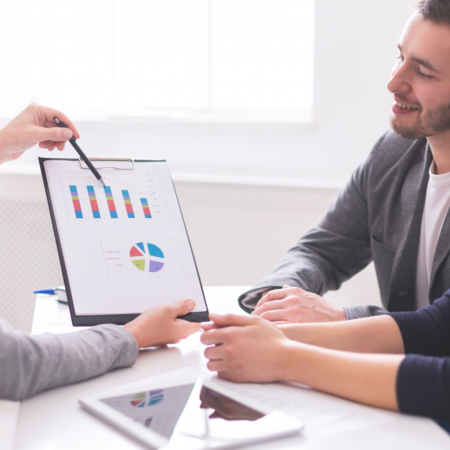 Financial advisor giving investment advice
